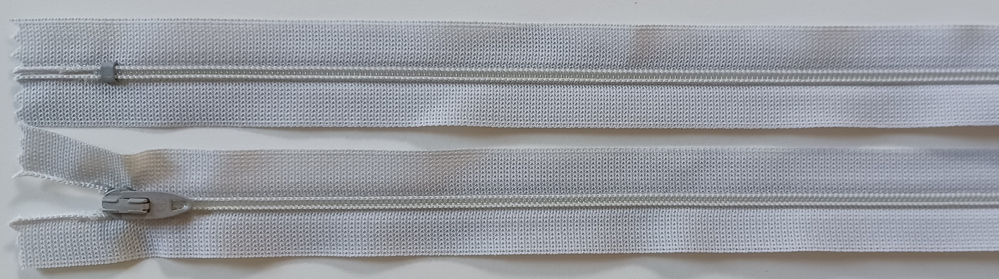 Coats & Clark 8.5" Pearl Grey Nylon Coil Zipper